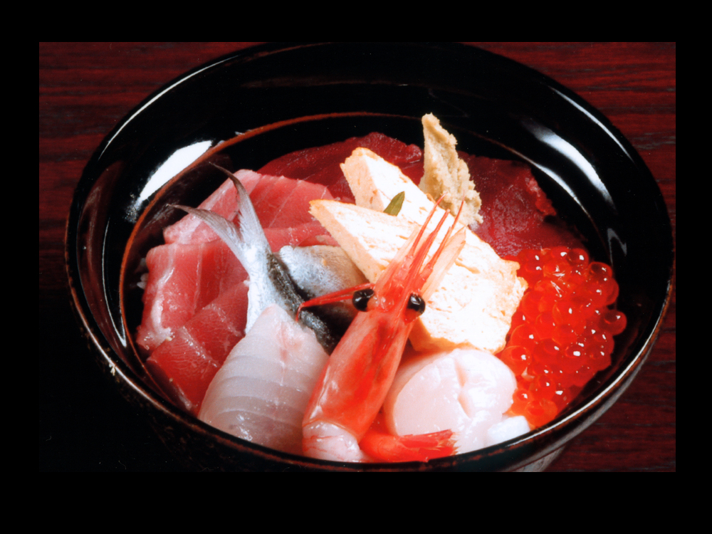 色とりどりの海鮮丼